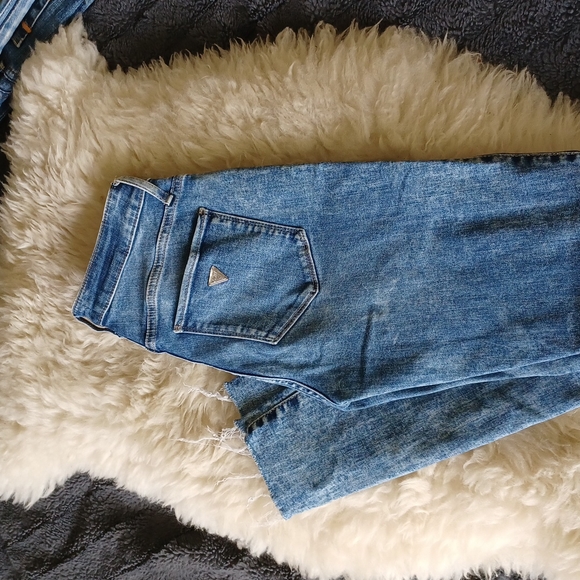 Guess sexy curve - Picture 1 of 7